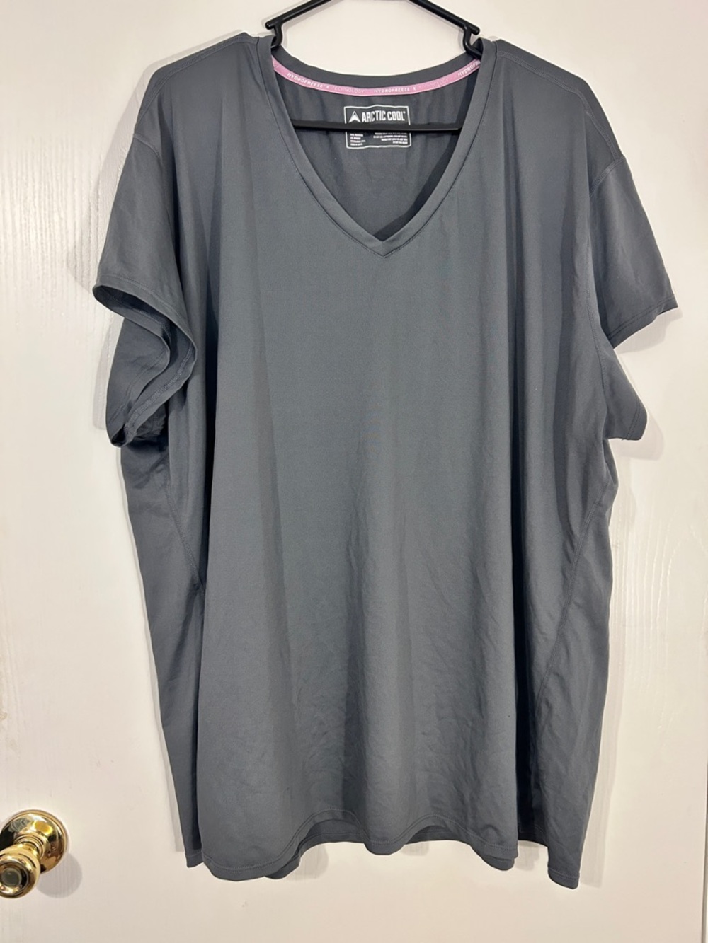 Freeze Unisex Short Sleeve V-Neck Cooling Tee in Charcoal with Pink Trim